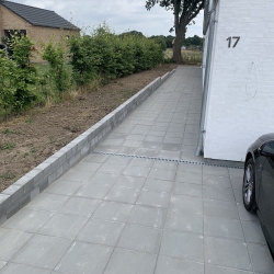 belægning og støttemur
