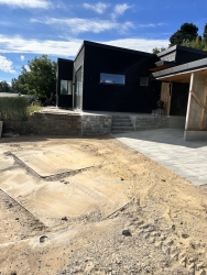 belægning af trappe og indkørsel